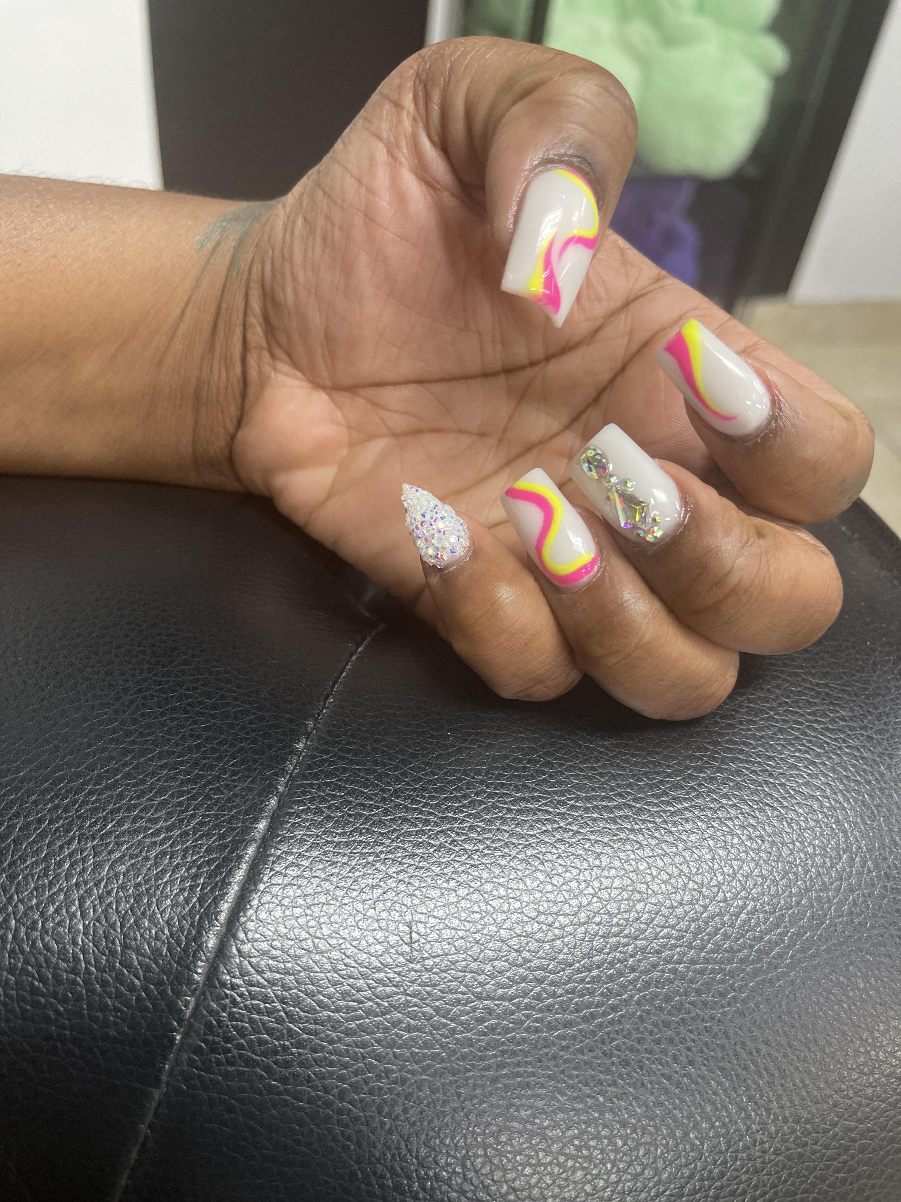 Bomb Nails! — @nissanailedit